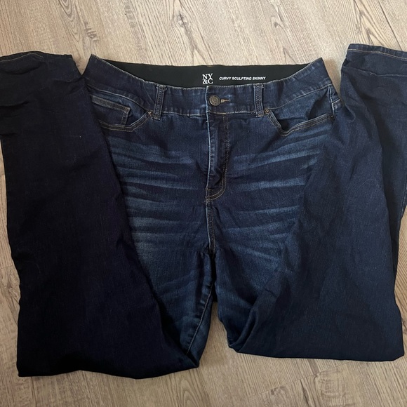 New York and company curvy 18 tall skinny jeans - Picture 2 of 4